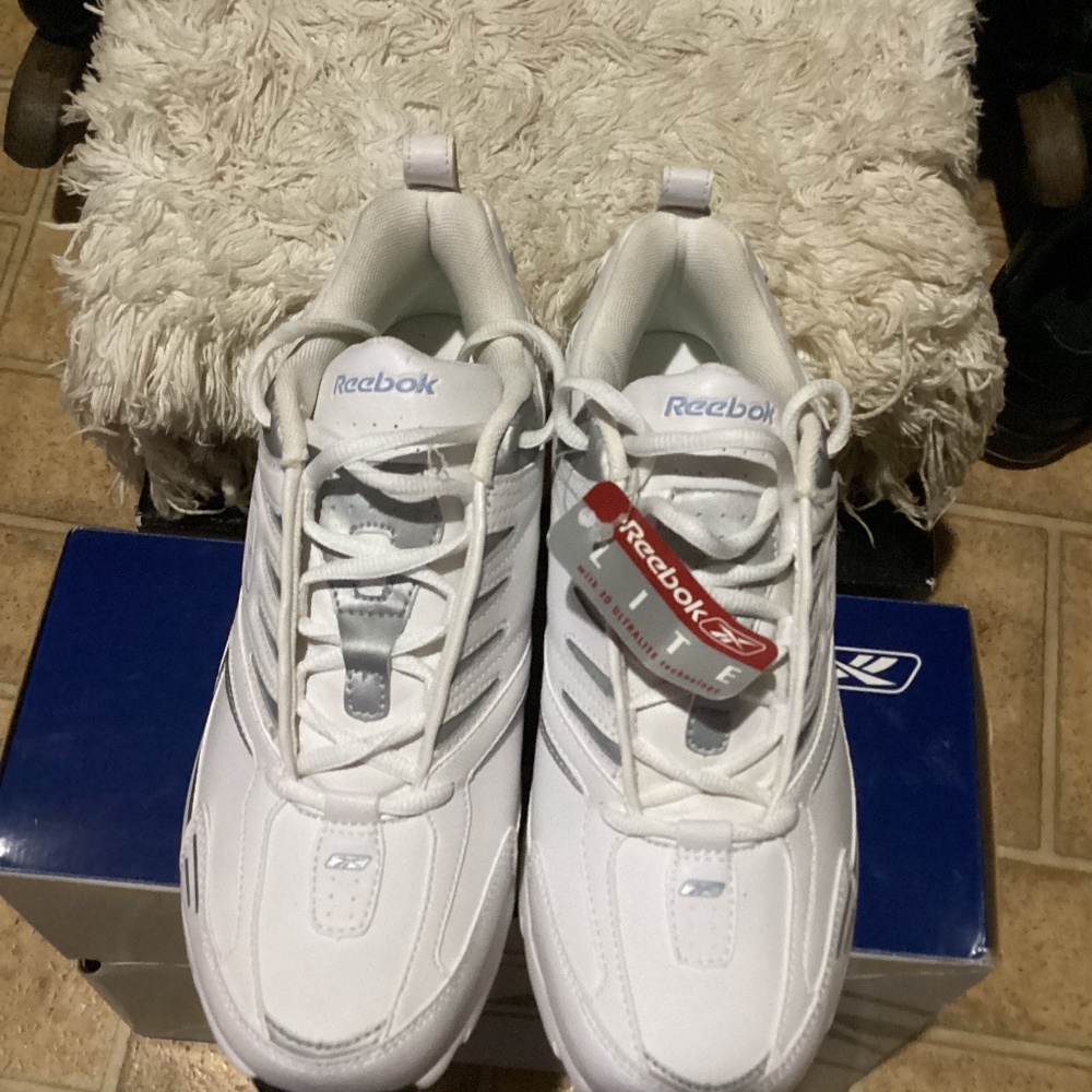 Women Reebok 3D Lite size 9 White